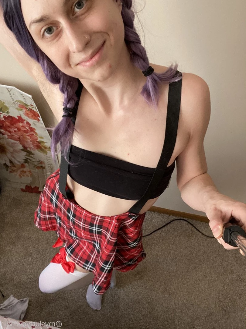 HORNY $LUT 🥵💦 [ mysluttyeviltwin ] Onlyfans leaked photo 5306478 on Hotleaks.tv