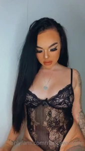 5237546