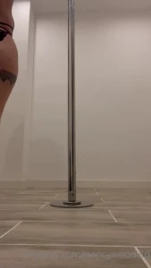5237563