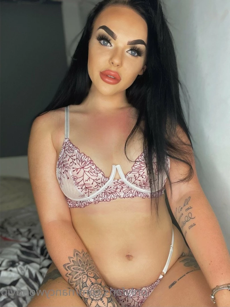 DONT TELL YOUR GIRLFRIEND 🤭 [ nancywood2 ] Onlyfans leaked photo 5358274 on Hotleaks.tv