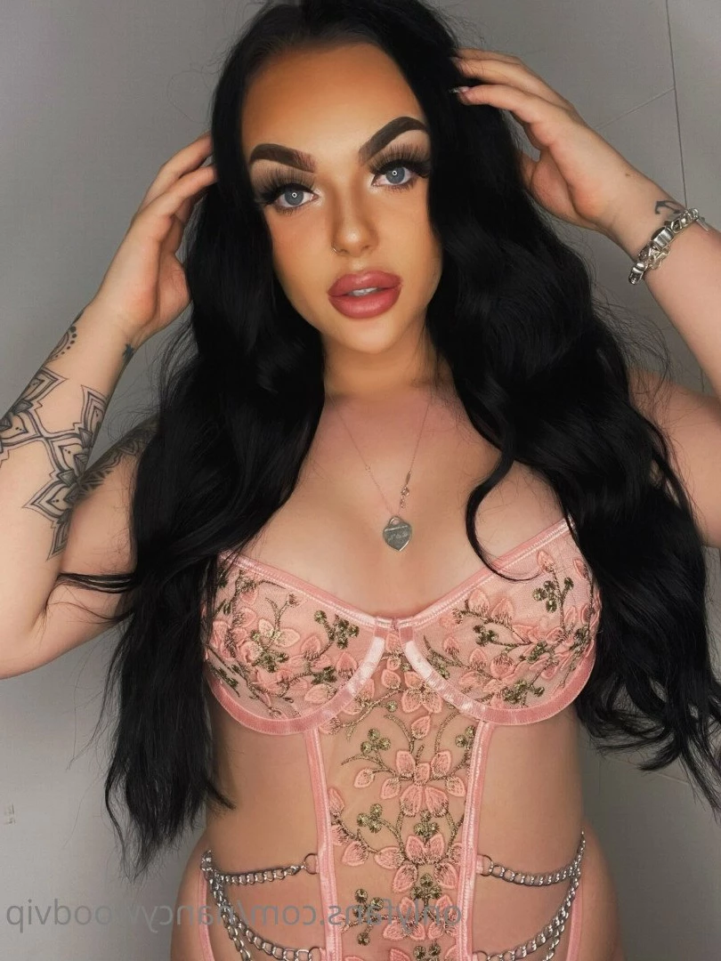 DONT TELL YOUR GIRLFRIEND 🤭 [ nancywood2 ] Onlyfans leaked photo 5363125 on Hotleaks.tv