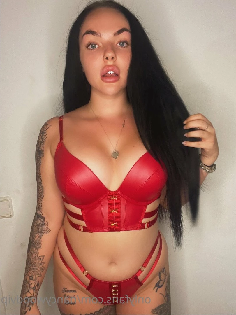 DONT TELL YOUR GIRLFRIEND 🤭 [ nancywood2 ] Onlyfans leaked photo 5363859 on Hotleaks.tv