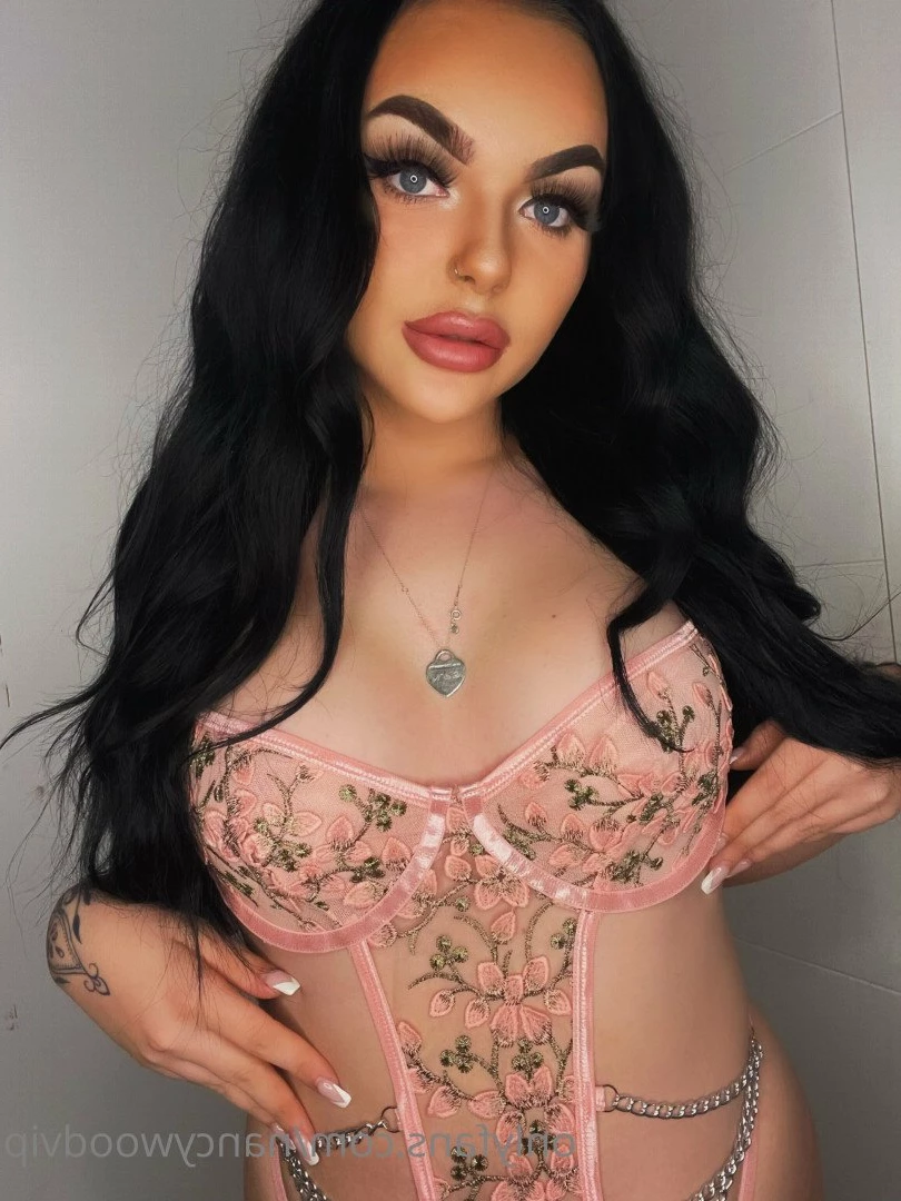 DONT TELL YOUR GIRLFRIEND 🤭 [ nancywood2 ] Onlyfans leaked photo 5365305 on Hotleaks.tv