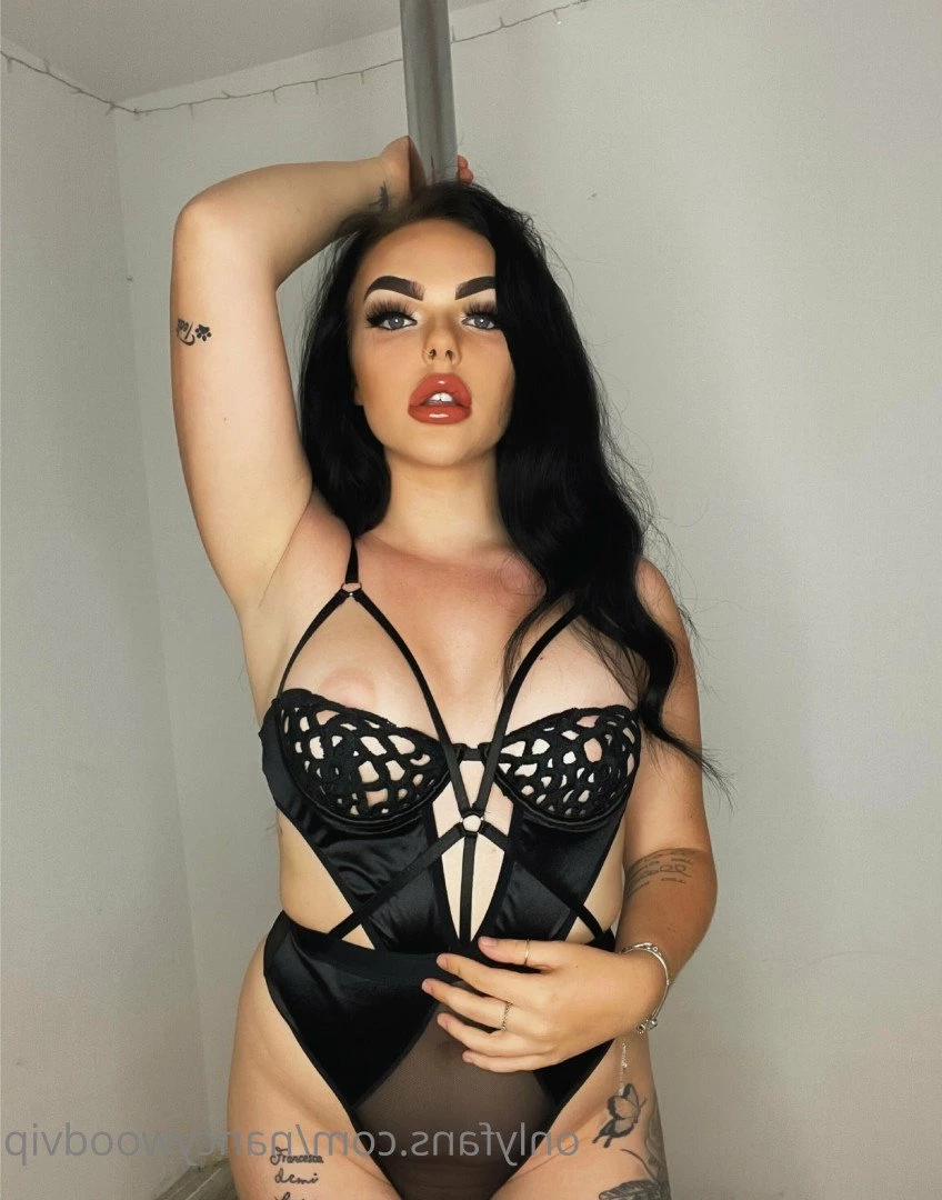DONT TELL YOUR GIRLFRIEND 🤭 [ nancywood2 ] Onlyfans leaked photo 5366674 on Hotleaks.tv