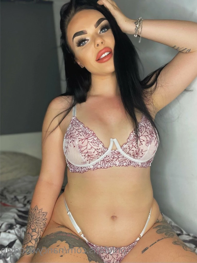 DONT TELL YOUR GIRLFRIEND 🤭 [ nancywood2 ] Onlyfans leaked photo 5372460 on Hotleaks.tv