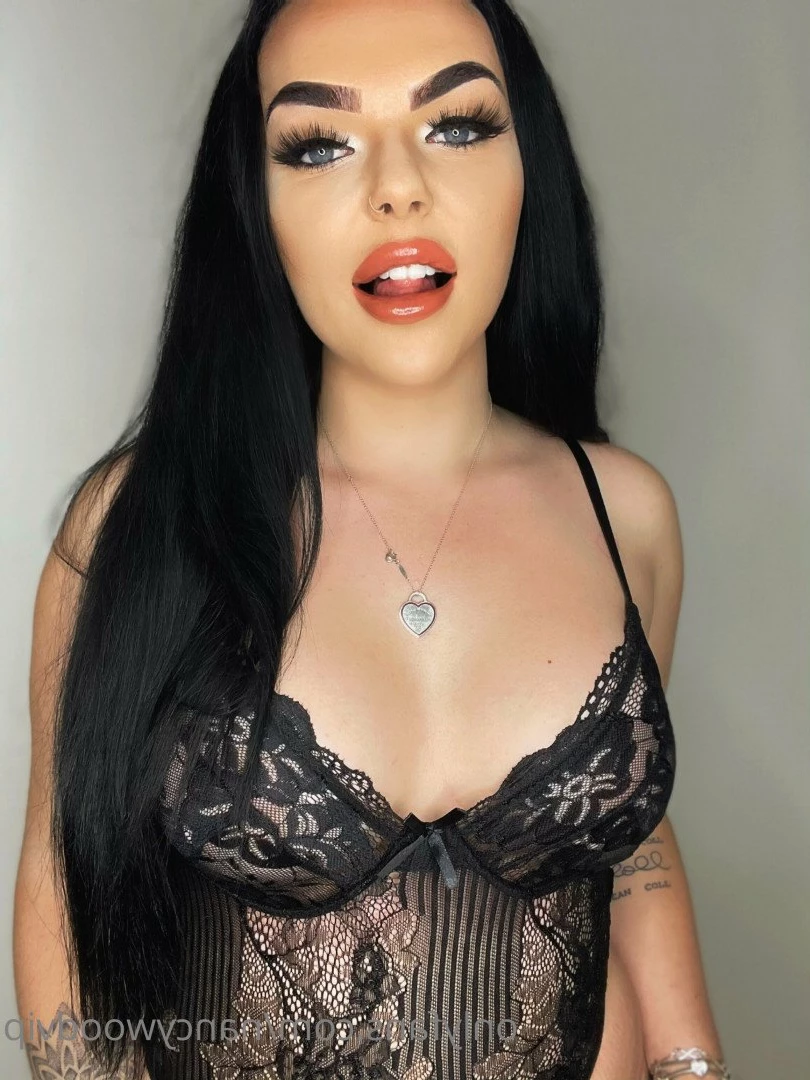 DONT TELL YOUR GIRLFRIEND 🤭 [ nancywood2 ] Onlyfans leaked photo 5372470 on Hotleaks.tv