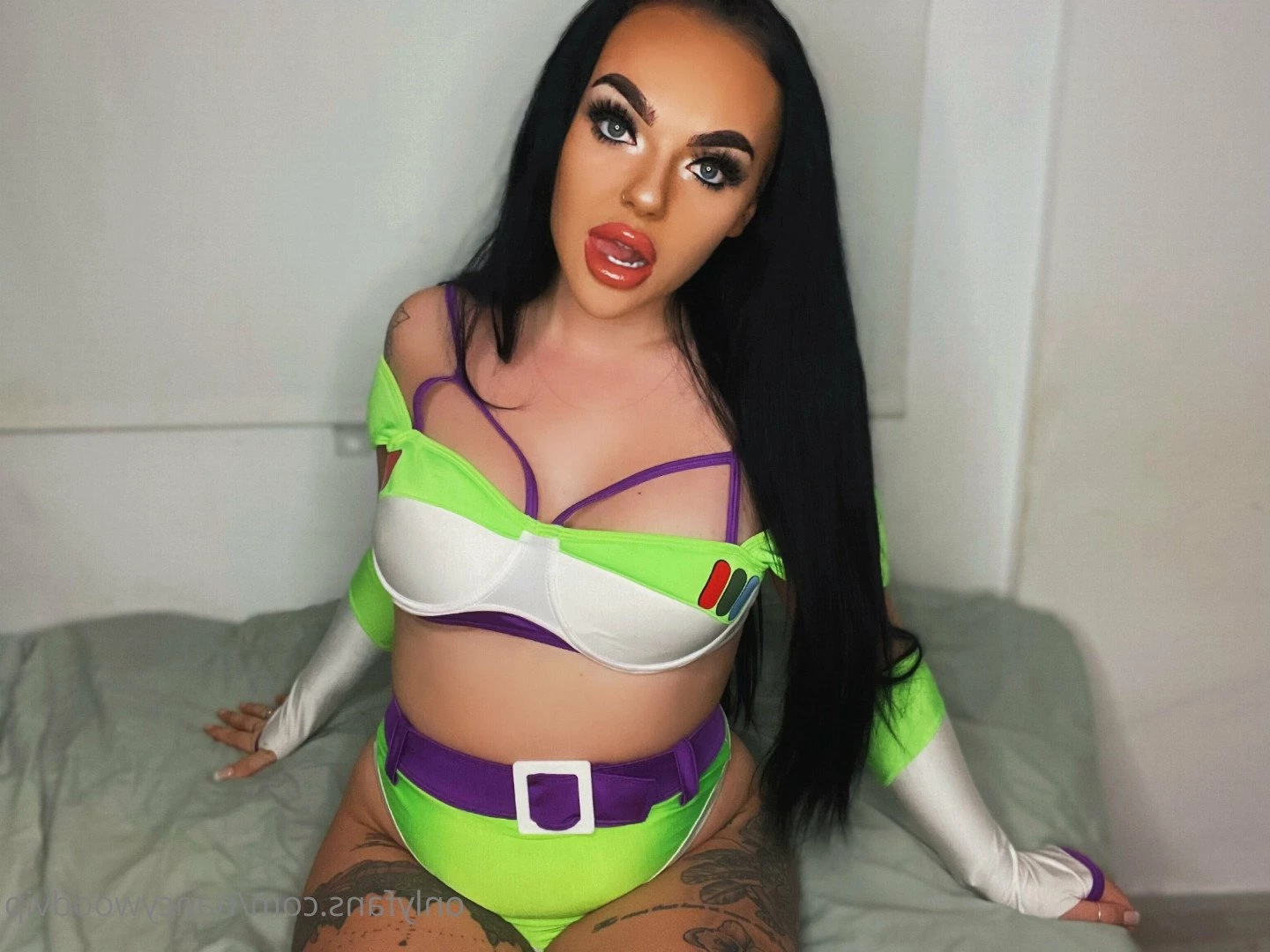 DONT TELL YOUR GIRLFRIEND 🤭 [ nancywood2 ] Onlyfans leaked photo 5375675 on Hotleaks.tv
