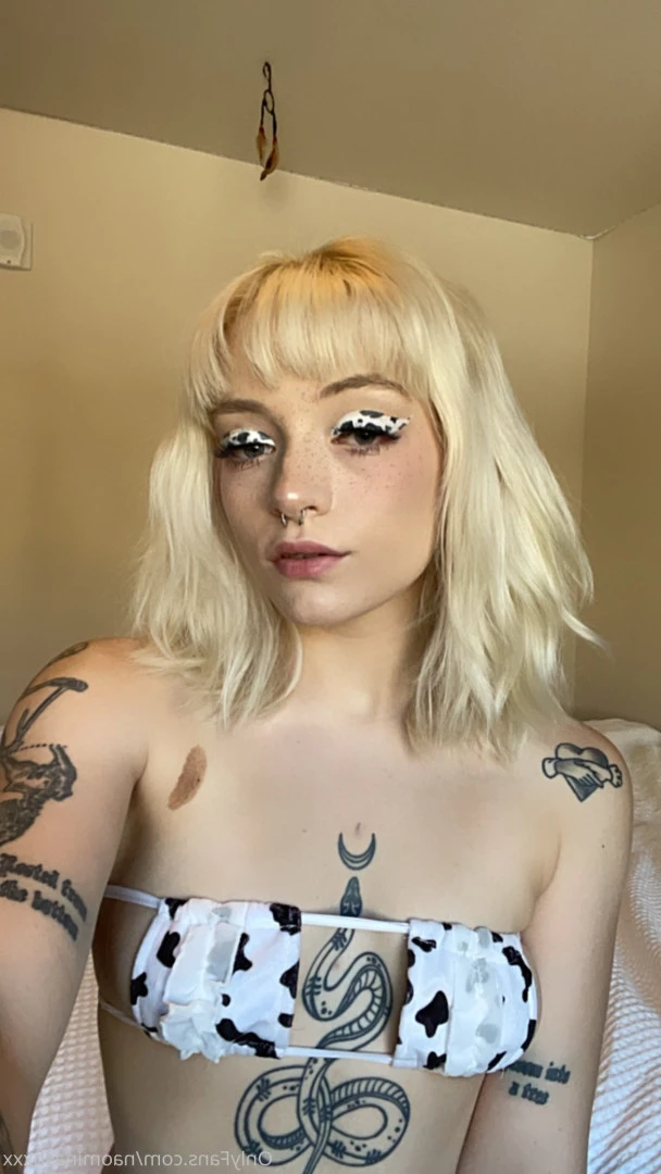 ℕ𝕒𝕠𝕞𝕚 ℕ𝕒𝕤𝕙 [ naominashxxx ] Onlyfans leaked photo 9190423 on Hotleaks.tv