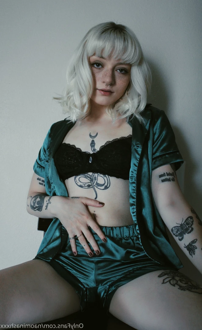 ℕ𝕒𝕠𝕞𝕚 ℕ𝕒𝕤𝕙 [ naominashxxx ] Onlyfans leaked photo 9193872 on Hotleaks.tv