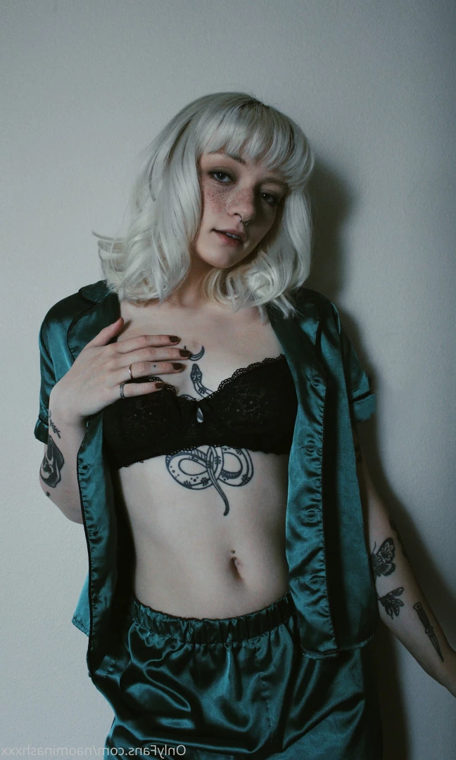 ℕ𝕒𝕠𝕞𝕚 ℕ𝕒𝕤𝕙 [ naominashxxx ] Onlyfans leaked photo 9196888 on Hotleaks.tv
