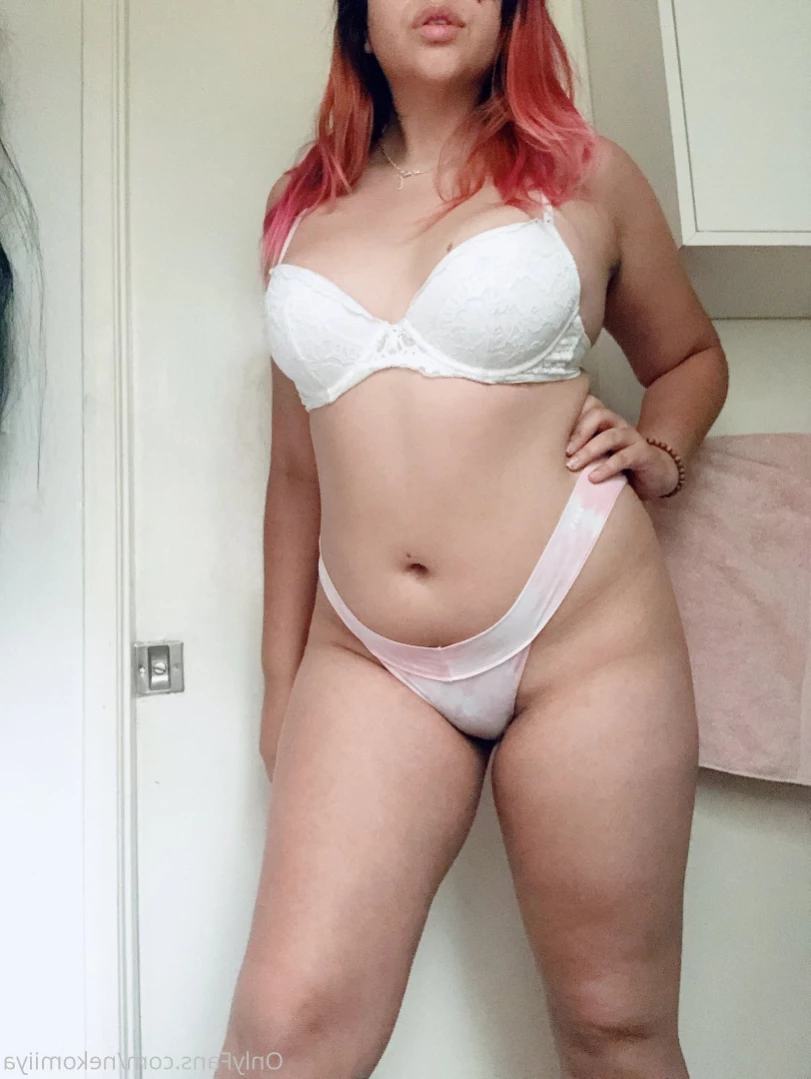 𝙄𝙍𝙇 𝙉𝙖𝙪𝙜𝙝𝙩𝙮 𝙒𝙖𝙞𝙛𝙪 [ nekomiiya ] Onlyfans leaked photo 11092340 on Hotleaks.tv