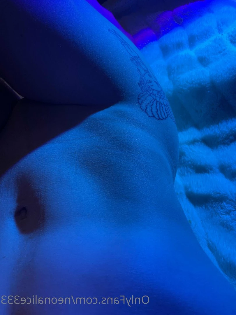 𖦹Alice 𖦹 [ neonalice333 ] Onlyfans leaked photo 5426195 on Hotleaks.tv