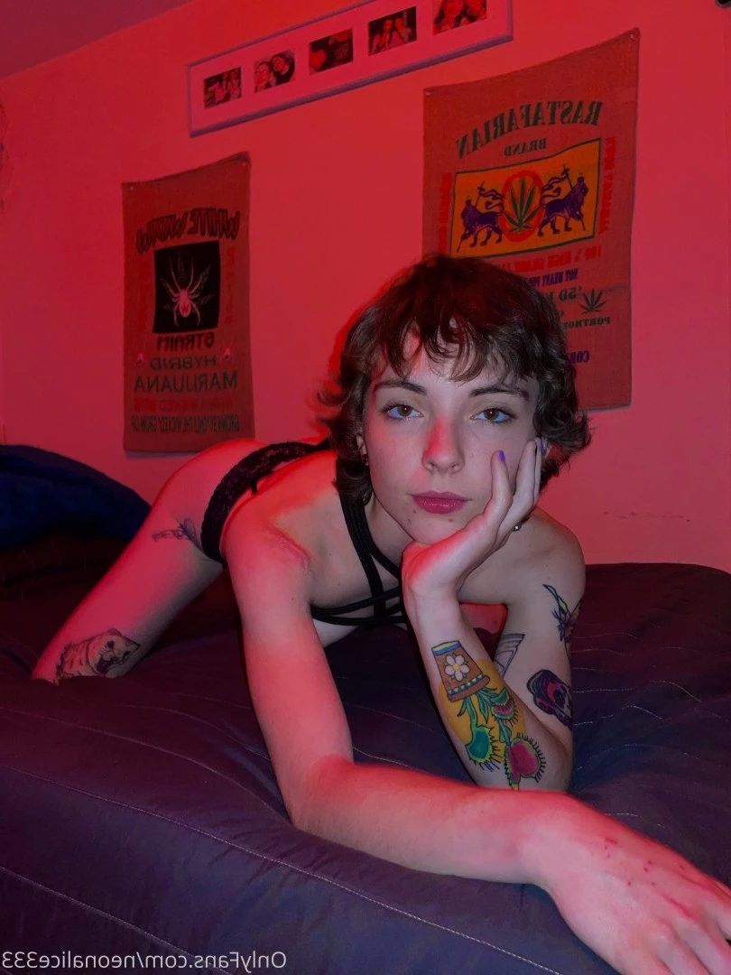 𖦹Alice 𖦹 [ neonalice333 ] Onlyfans leaked photo 5426976 on Hotleaks.tv