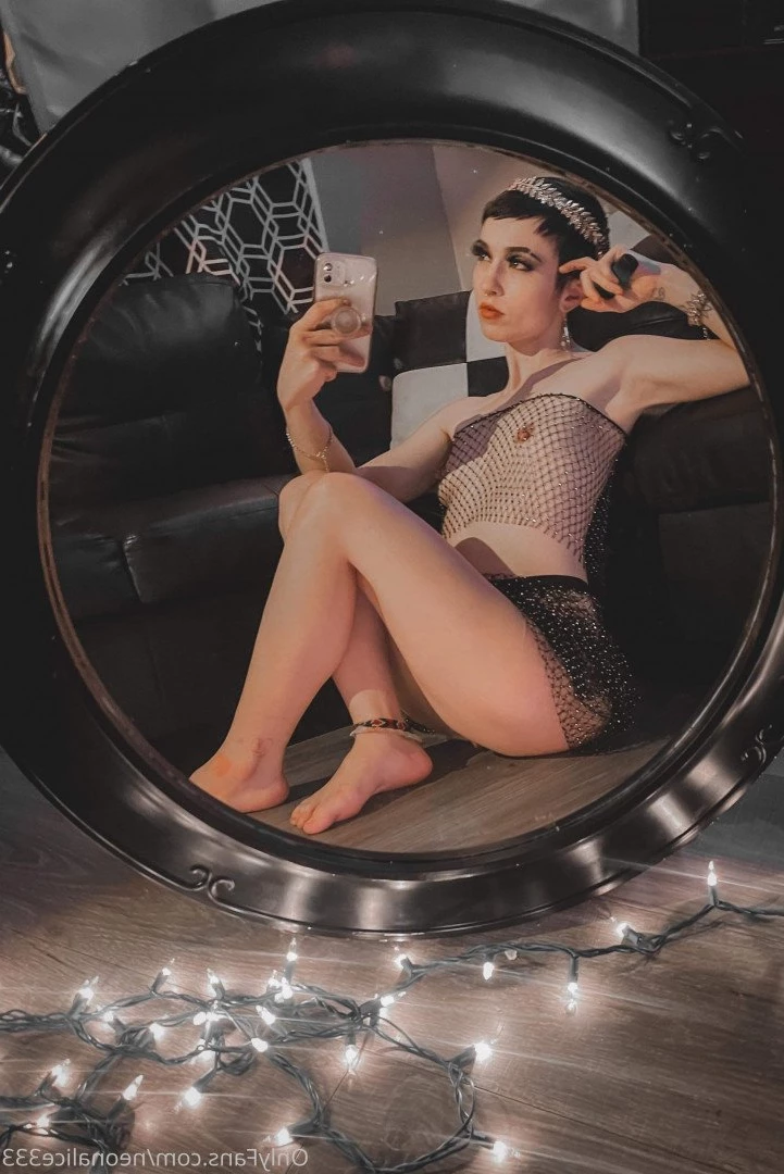 𖦹Alice 𖦹 [ neonalice333 ] Onlyfans leaked photo 5428082 on Hotleaks.tv