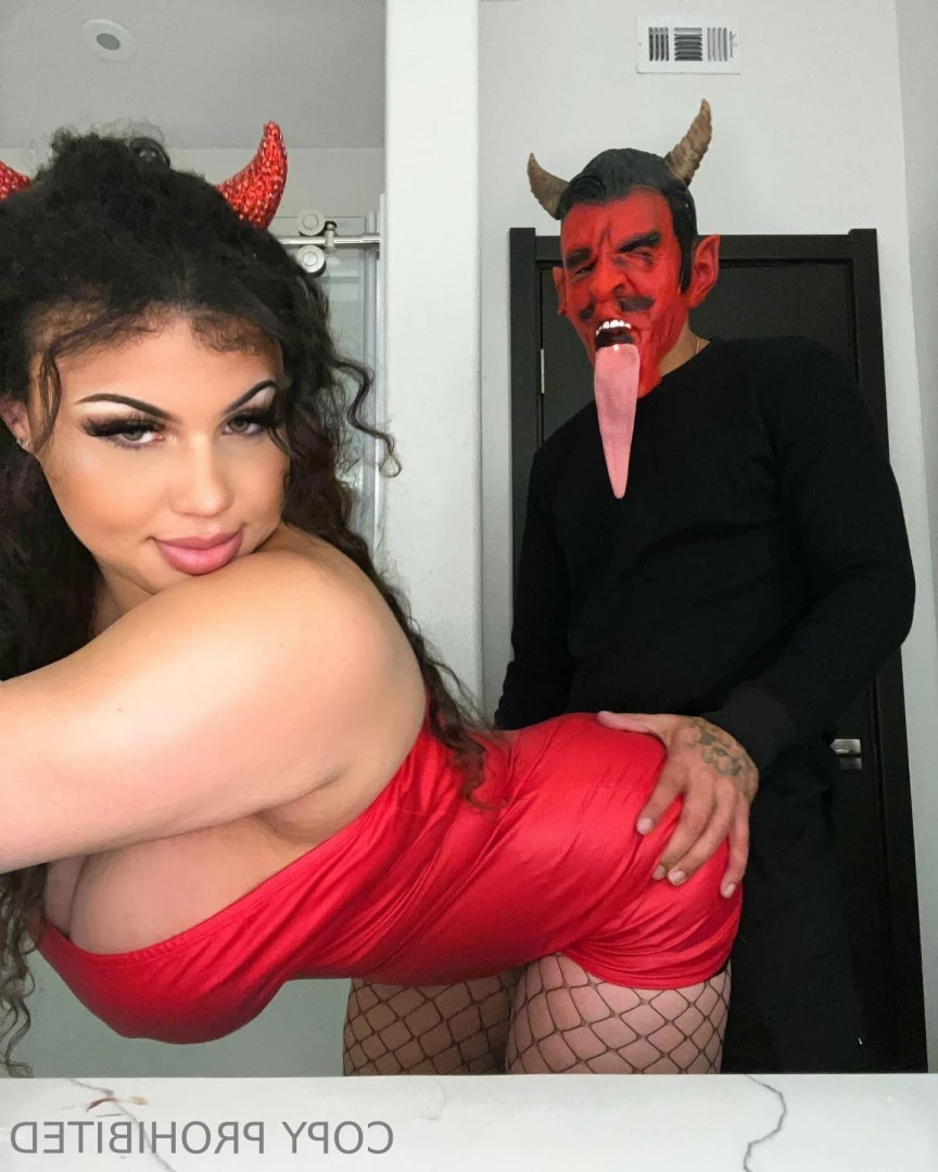 🔞 𝗵𝗿𝗻𝘆 𝘁𝗯𝗵… 𝗰𝗵𝗮𝘁 𝗺𝗲 😏 [ interneck ] Onlyfans leaked photo 10848999 on Hotleaks.tv