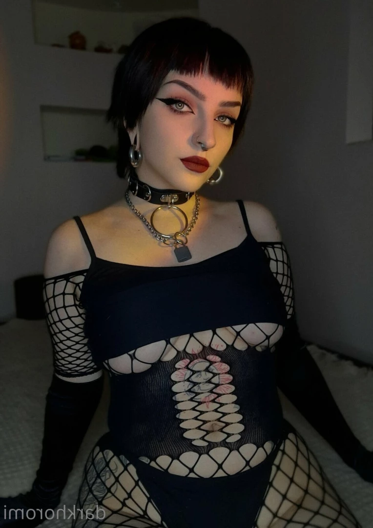 𝕳𝖔𝖗𝖔𝖒𝖎🗡 [ darkhoromi ] Onlyfans leaked photo 7803550 on Hotleaks.tv