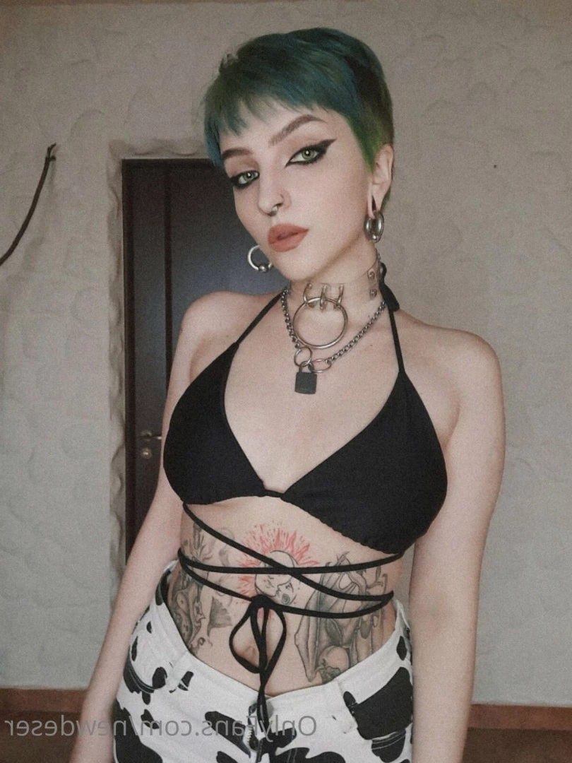𝕳𝖔𝖗𝖔𝖒𝖎🗡 [ darkhoromi ] Onlyfans leaked photo 7809924 on Hotleaks.tv