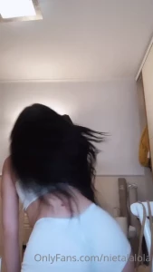 5240945