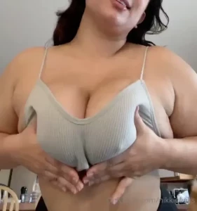 Nikki Geeks (READ BIO BEFORE JOINING) [ nikkigeeks ] Onlyfans leaked video 18263714 on Hotleaks.tv