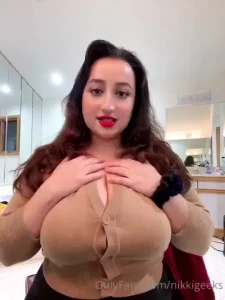 Nikki Geeks (READ BIO BEFORE JOINING) [ nikkigeeks ] Onlyfans leaked video 18263738 on Hotleaks.tv