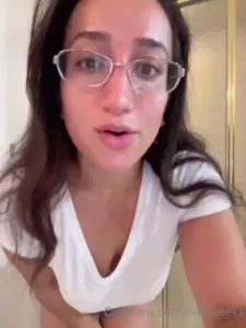 Nikki Geeks (READ BIO BEFORE JOINING) [ nikkigeeks ] Onlyfans leaked video 18263750 on Hotleaks.tv