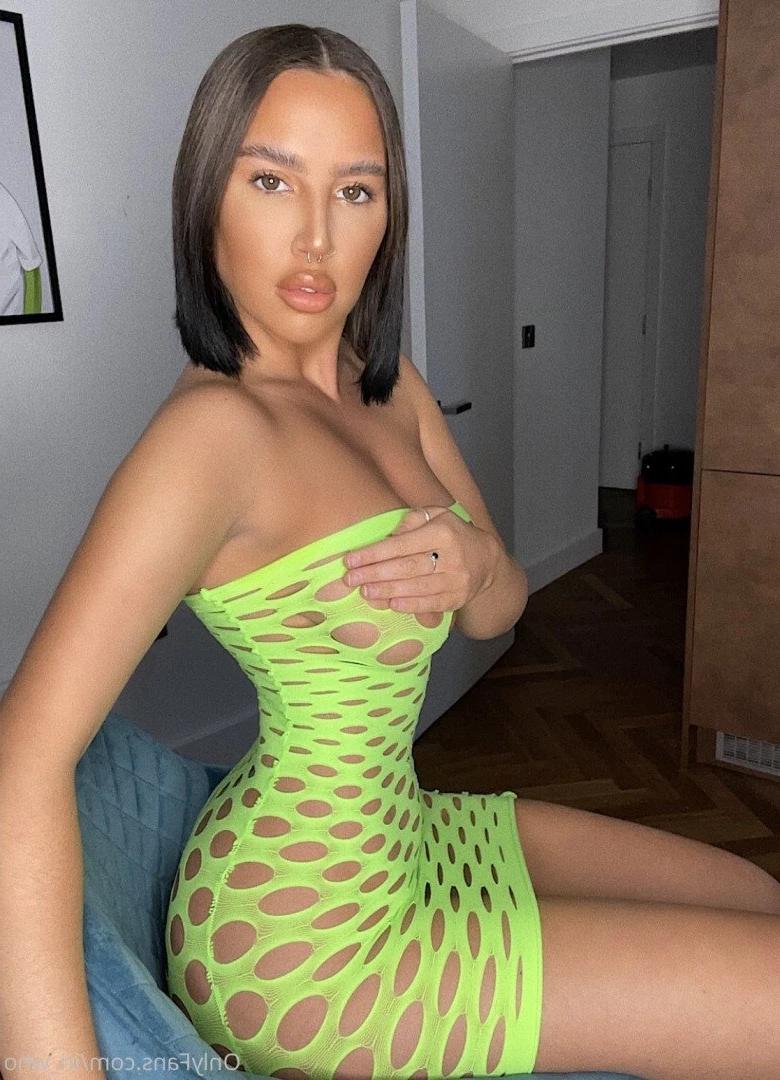 iRi [ iri_who ] Onlyfans leaked photo 512136 on Hotleaks.tv