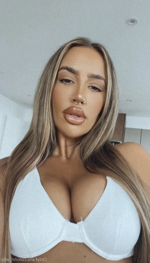 iRi [ iri_who ] Onlyfans leaked photo 512362 on Hotleaks.tv