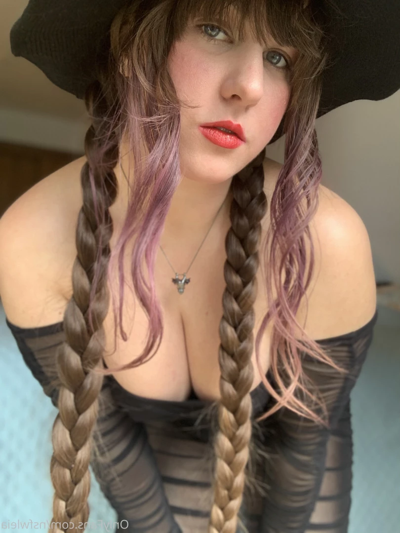 Princess Leia [ nsfwleia ] Onlyfans leaked photo 5523931 on Hotleaks.tv