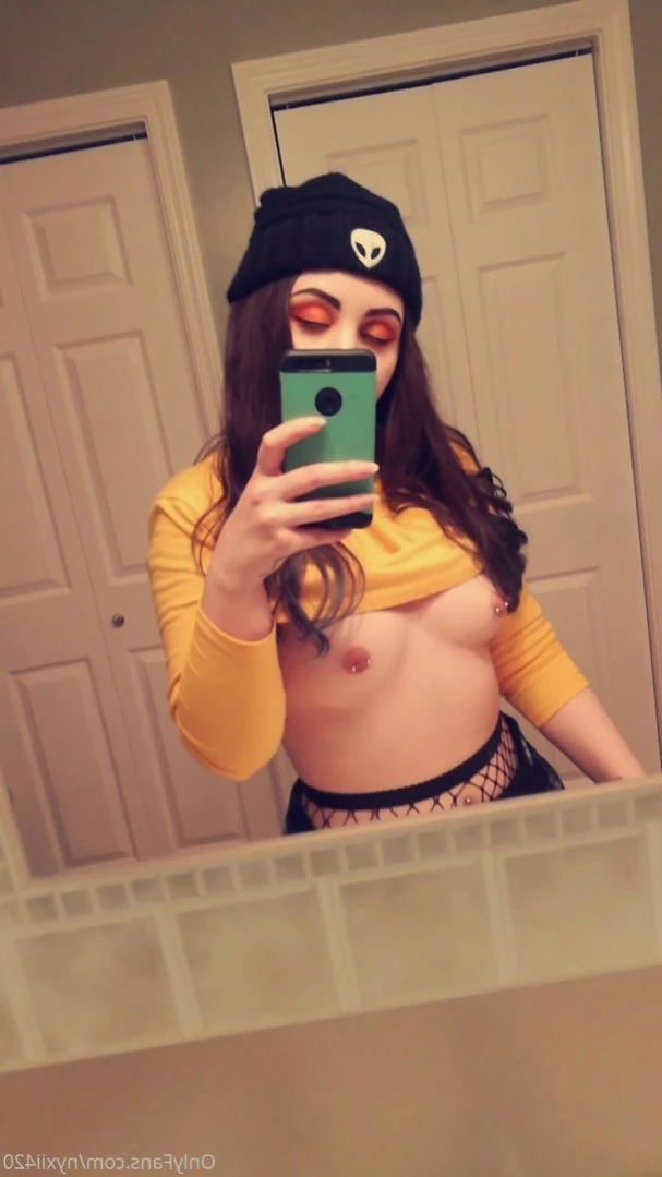 Nyxii 🎬Porn on wall🎥 [ nyxii ] Onlyfans leaked photo 15837856 on Hotleaks.tv