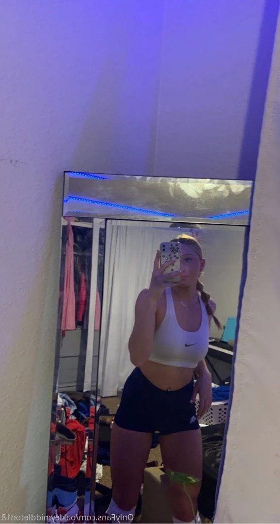 oakleymiddleton18 Onlyfans leaked photo 5415750 on Hotleaks.tv