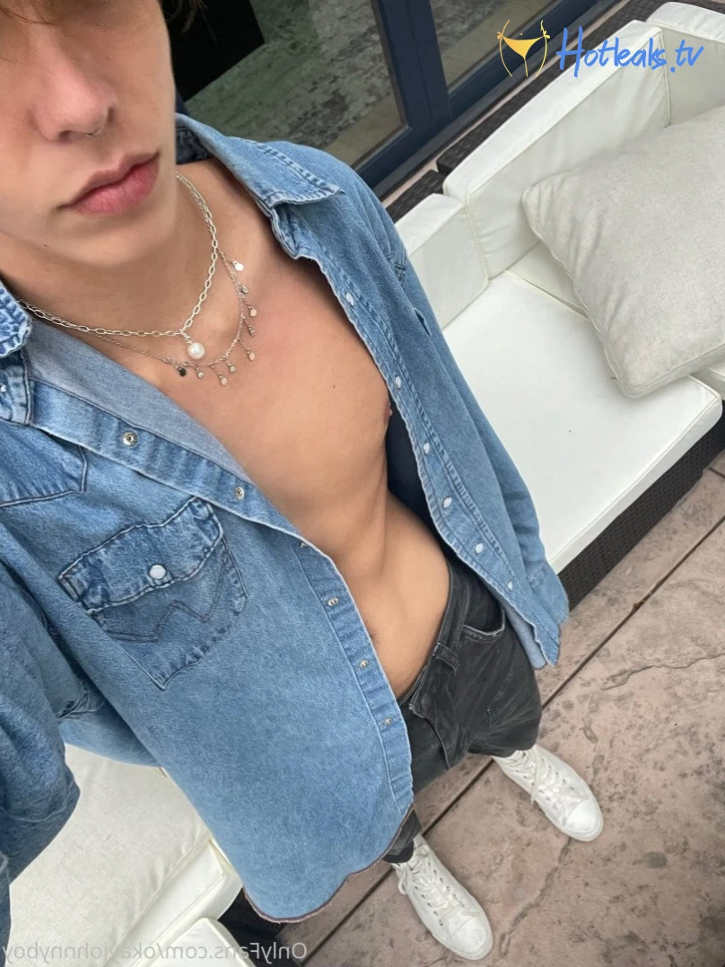 JOHNNY [ okayjohnnyboy ] Onlyfans leaked photo 5286574 on Hotleaks.tv