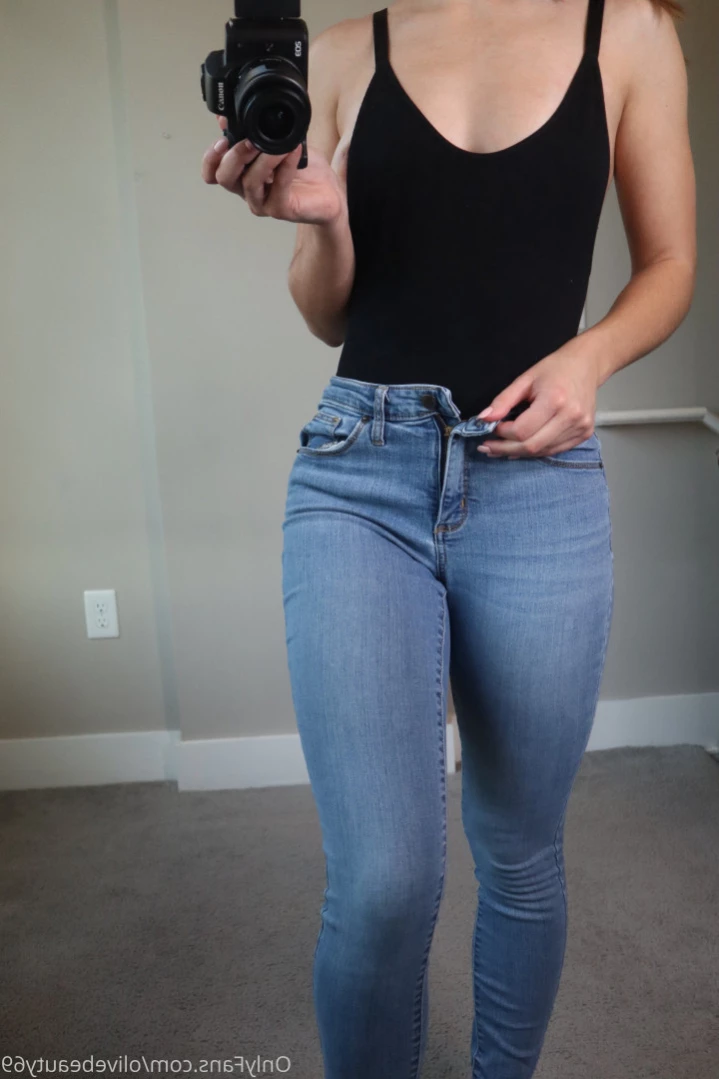 olivebeauty69 Onlyfans leaked photo 11096153 on Hotleaks.tv