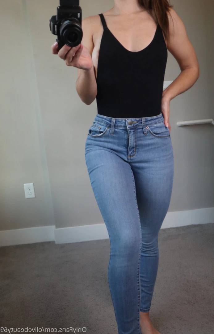 olivebeauty69 Onlyfans leaked photo 12784545 on Hotleaks.tv
