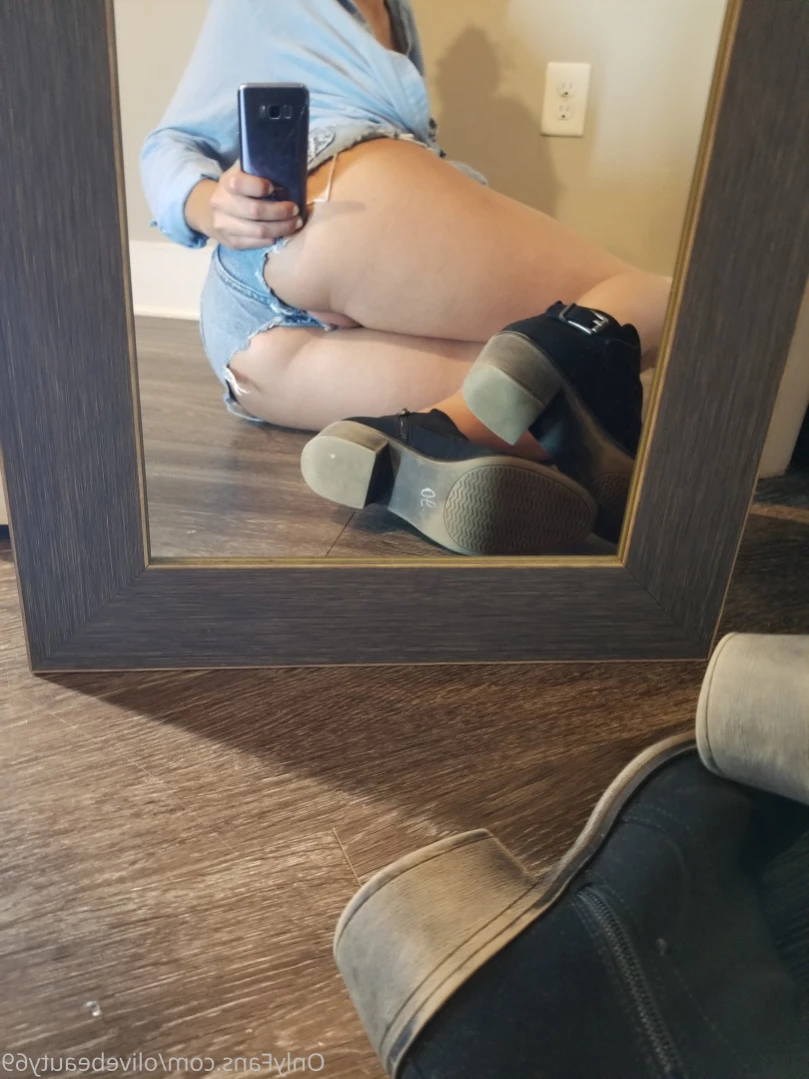 olivebeauty69 Onlyfans leaked photo 14131400 on Hotleaks.tv