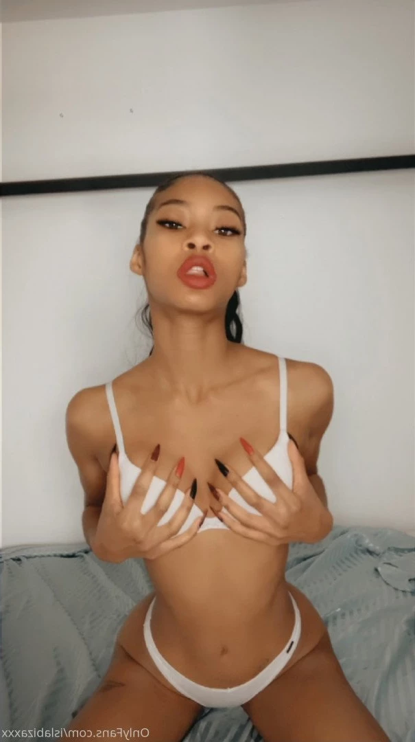 Isla Biza [ islabizaxxx ] Onlyfans leaked photo 515048 on Hotleaks.tv