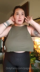 pageofscrolls Onlyfans leaked video 5279158 on Hotleaks.tv