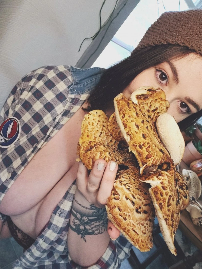 pageofscrolls Onlyfans leaked photo 5491834 on Hotleaks.tv