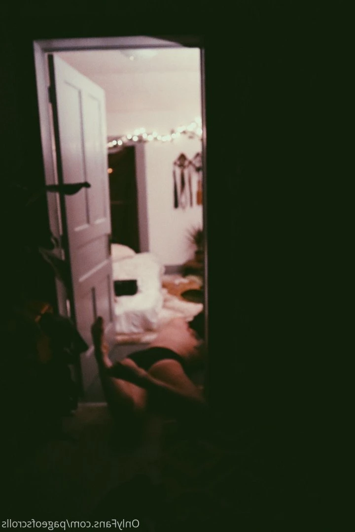 pageofscrolls Onlyfans leaked photo 5494185 on Hotleaks.tv
