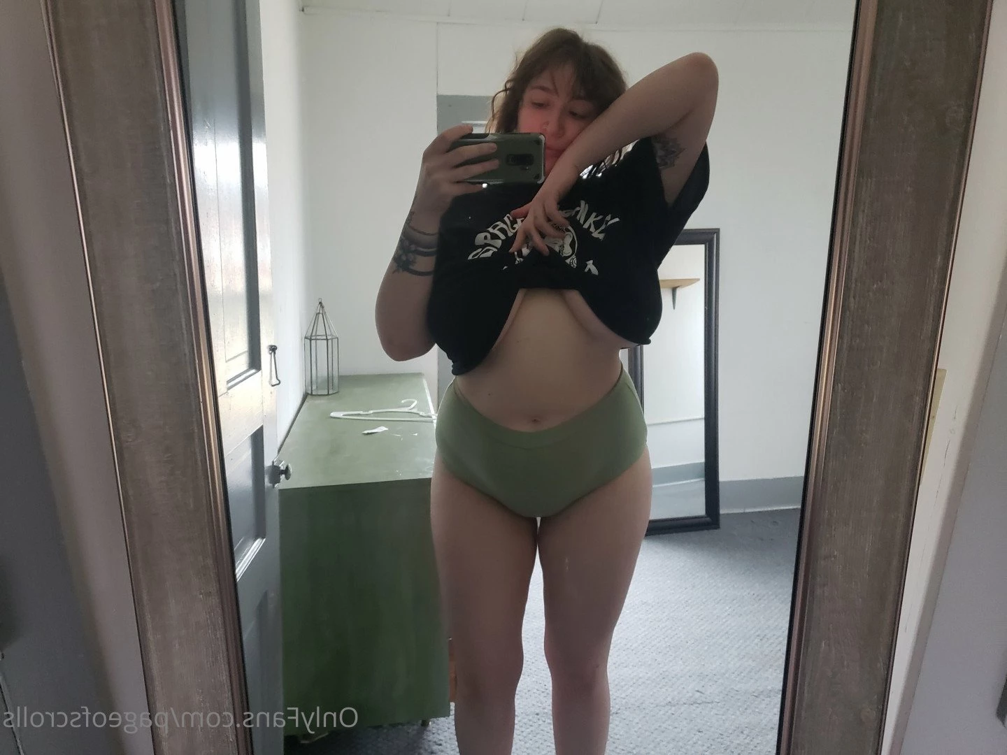 pageofscrolls Onlyfans leaked photo 5494582 on Hotleaks.tv