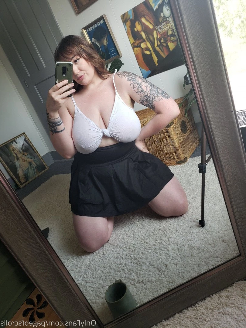 pageofscrolls Onlyfans leaked photo 5499191 on Hotleaks.tv