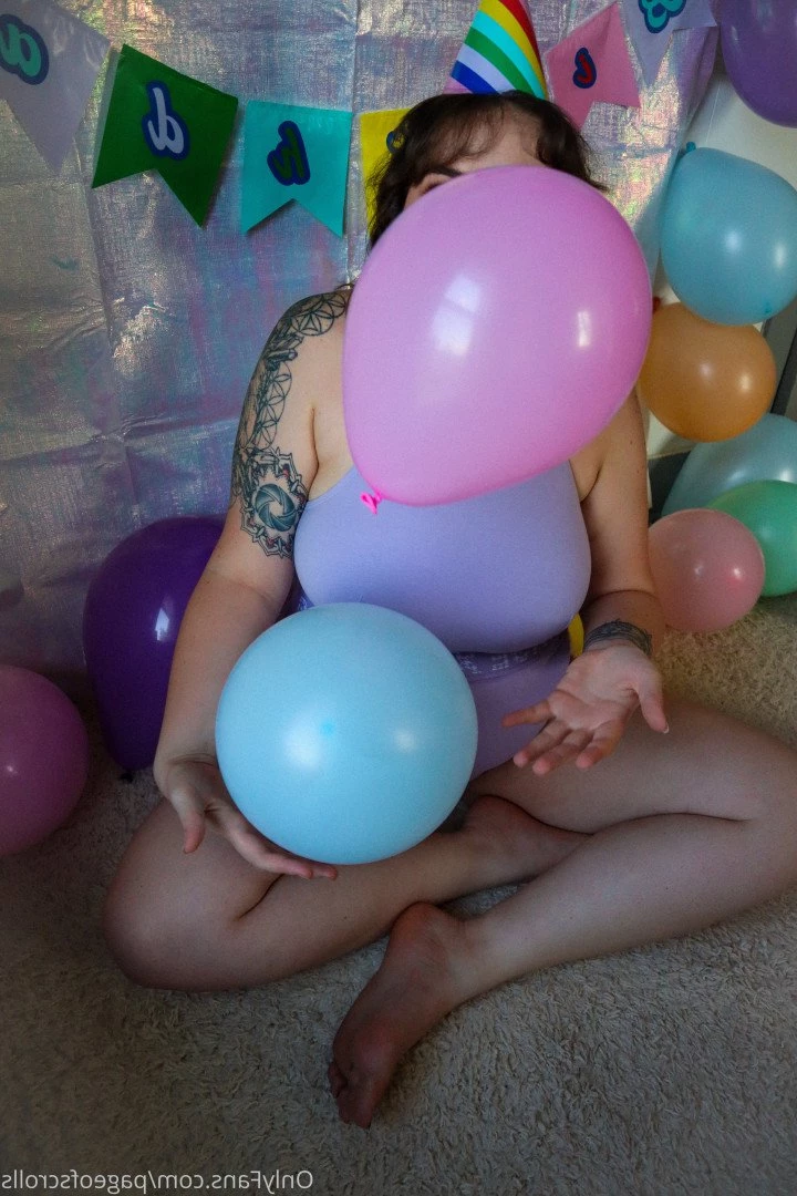 pageofscrolls Onlyfans leaked photo 5501521 on Hotleaks.tv