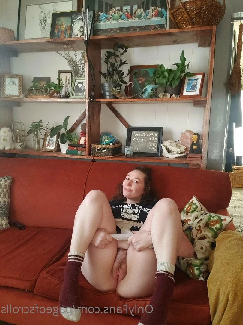 pageofscrolls Onlyfans leaked photo 5506516 on Hotleaks.tv