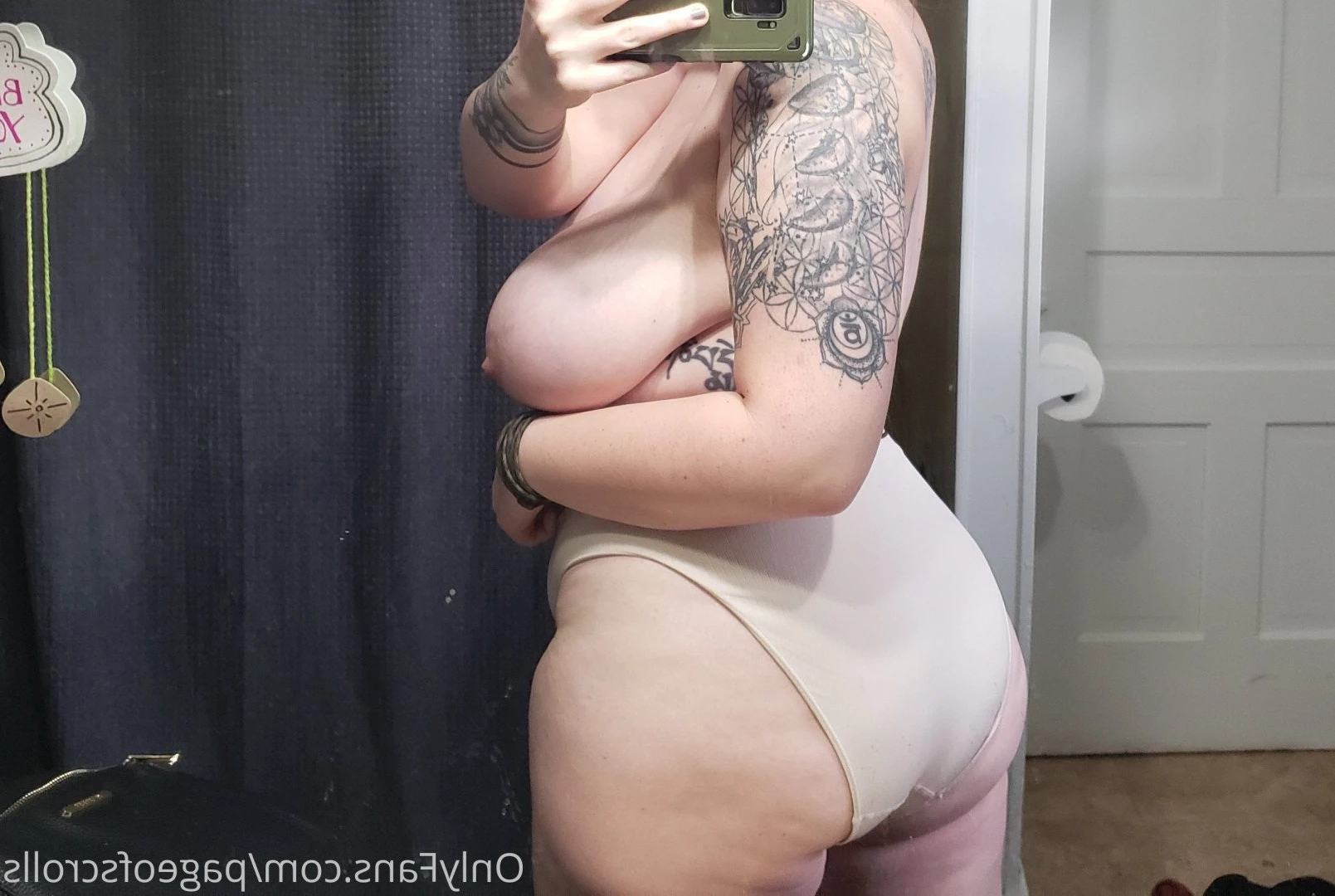 pageofscrolls Onlyfans leaked photo 5508026 on Hotleaks.tv