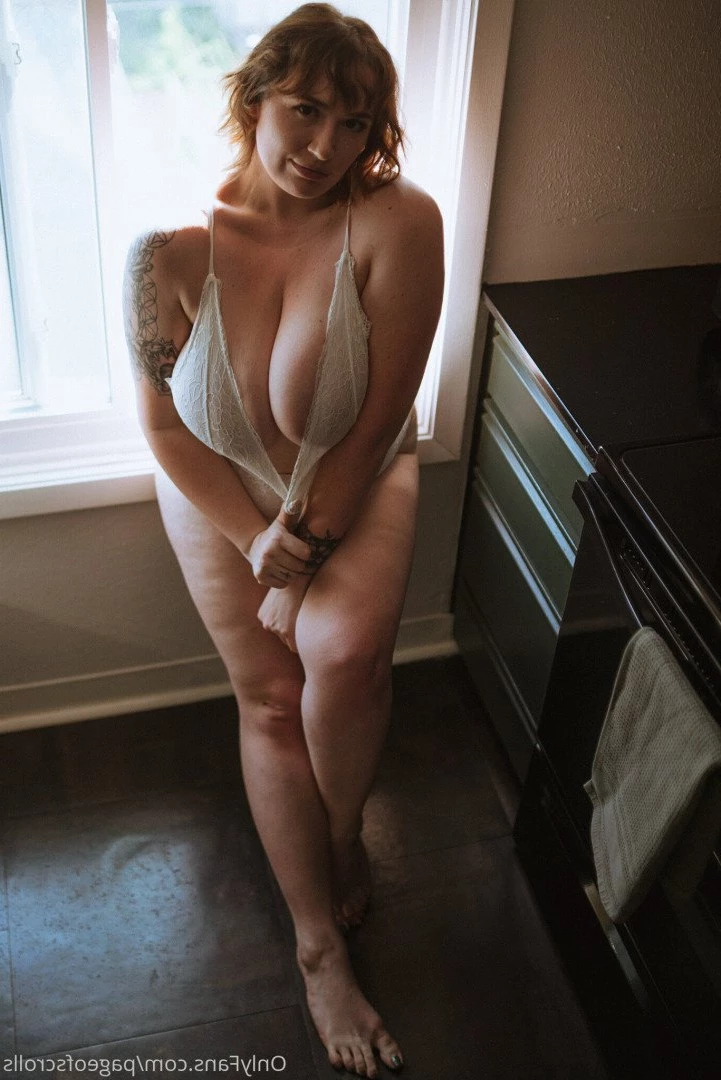 pageofscrolls Onlyfans leaked photo 5510027 on Hotleaks.tv