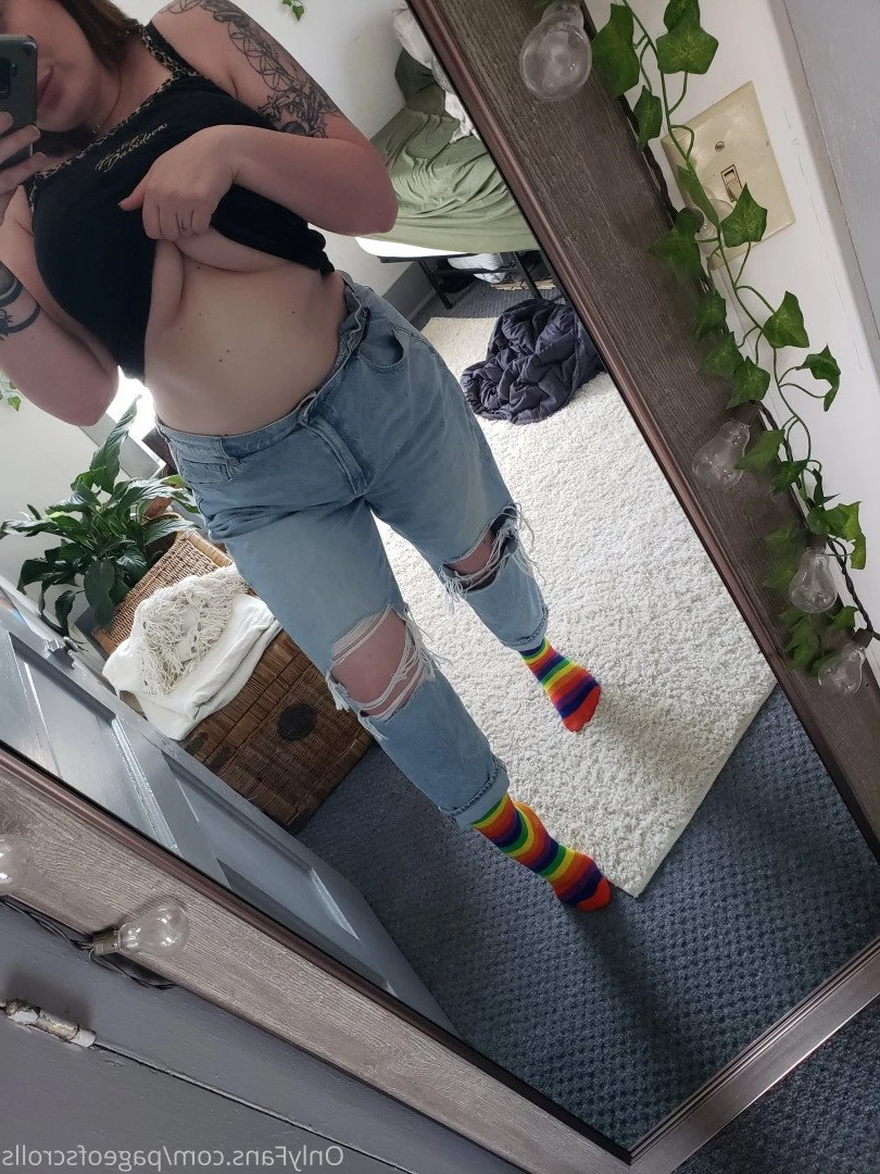 pageofscrolls Onlyfans leaked photo 5511166 on Hotleaks.tv