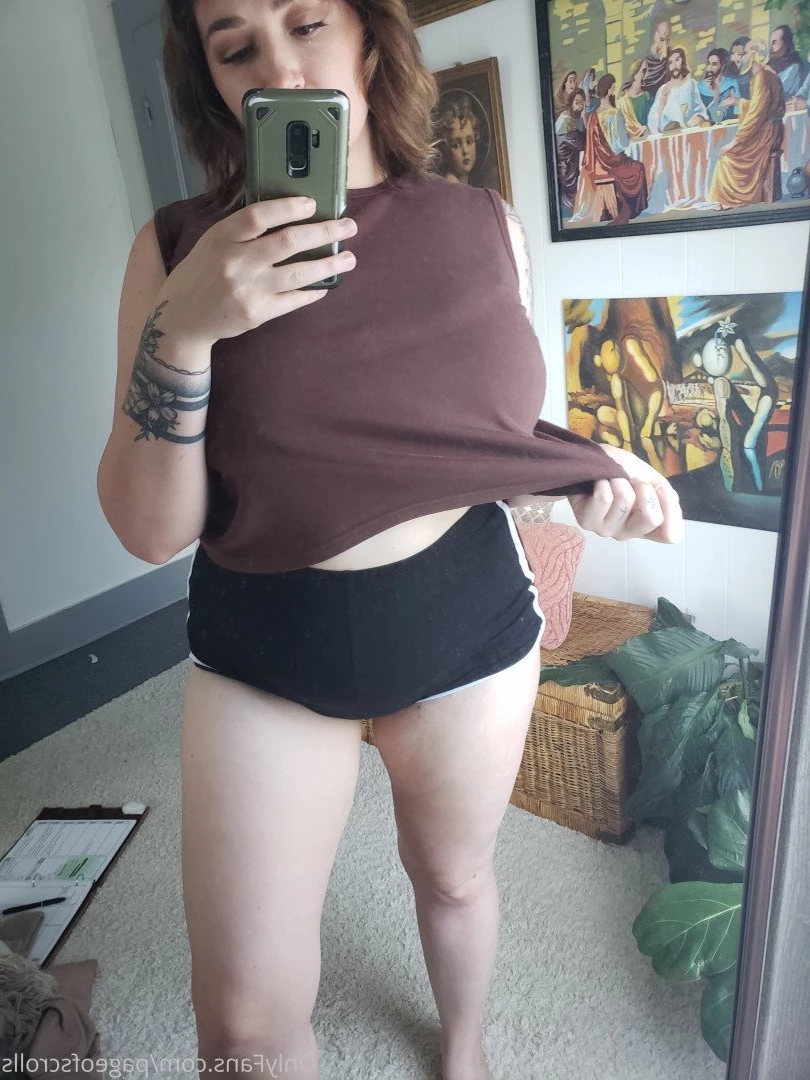 pageofscrolls Onlyfans leaked photo 5512217 on Hotleaks.tv