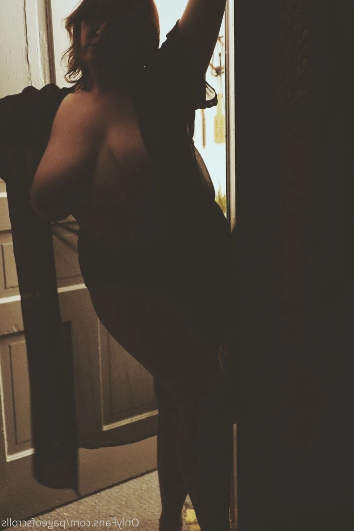 pageofscrolls Onlyfans leaked photo 5519448 on Hotleaks.tv