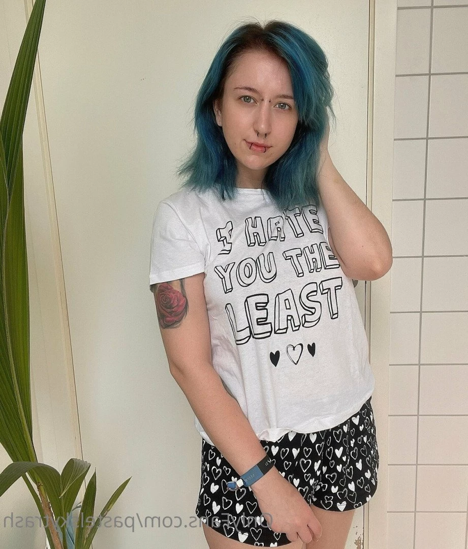 🌼 SKY VICTORIA 🌸 [ pastelskytrash ] Onlyfans leaked photo 5187919 on Hotleaks.tv