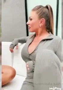 toochi kash [ italia_kash ] Onlyfans leaked video 10748799 on Hotleaks.tv