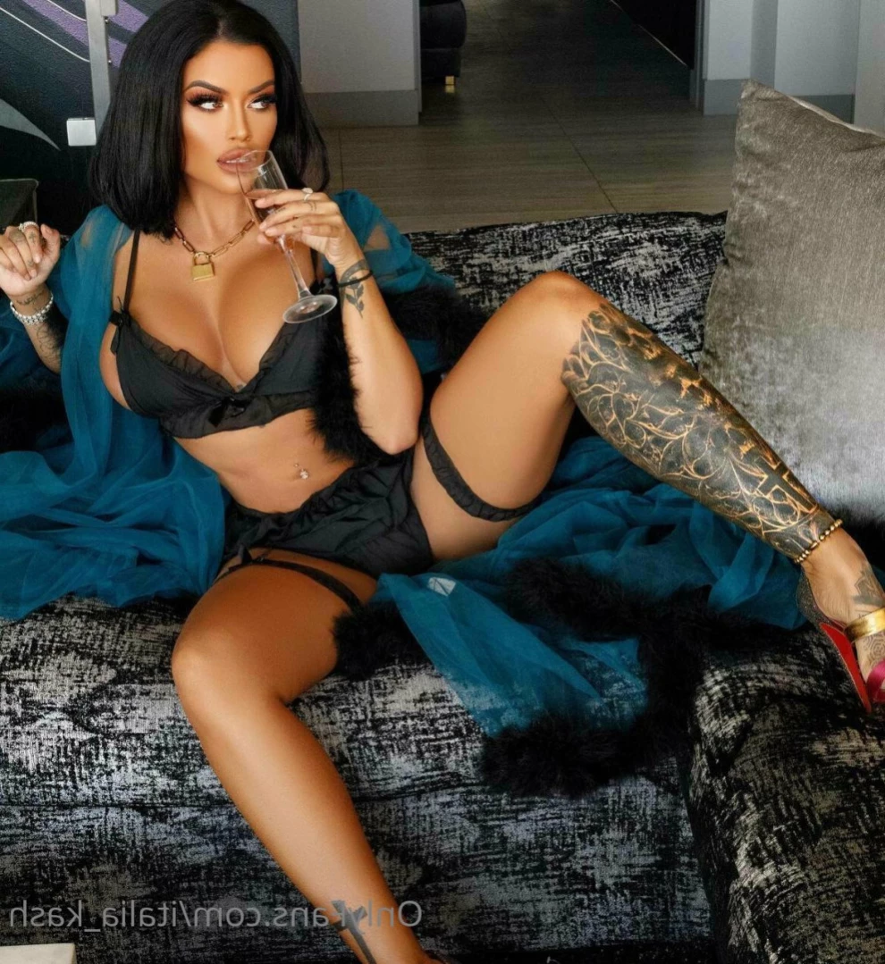 toochi kash [ italia_kash ] Onlyfans leaked photo 11383500 on Hotleaks.tv